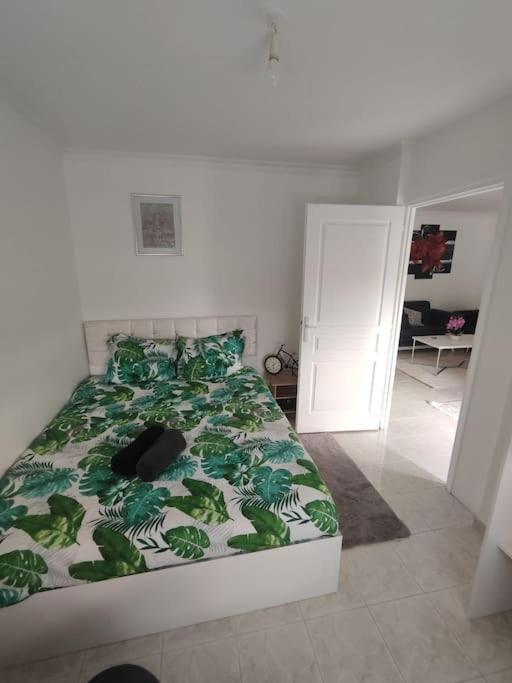 Appartement T4 Sevran Exteriör bild