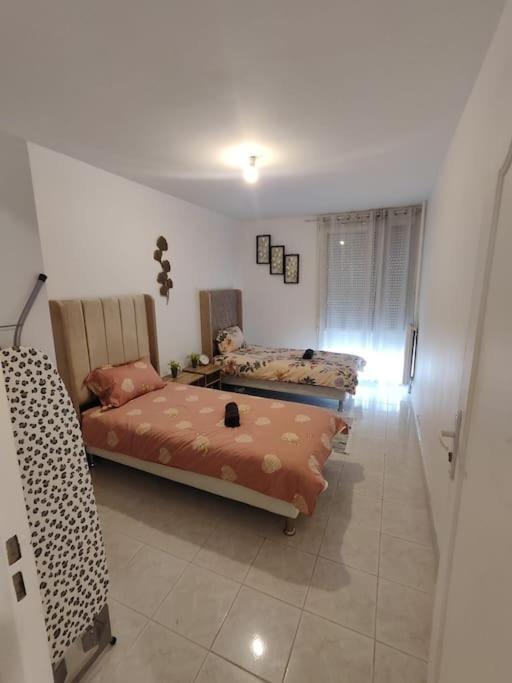 Appartement T4 Sevran Exteriör bild